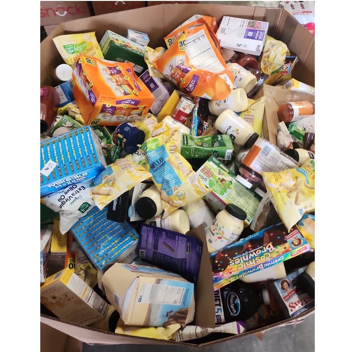 F2.jpg Amazon Grocery & Beverage Liquidation Truckload - Image 1