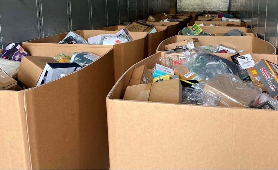 amazon-bin-store-merchandise-truckload-liquidation.jpg Amazon High Piece Bin Store Liquidation Truckload FL - Image 1