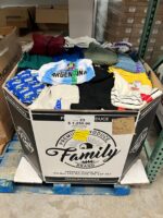 Brand Name Clothing – 250pcs Liquidation Pallet — Lot 4
