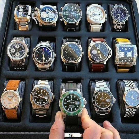 cawp.webp Wholesale Watches Liquidation Pallet - Image 1