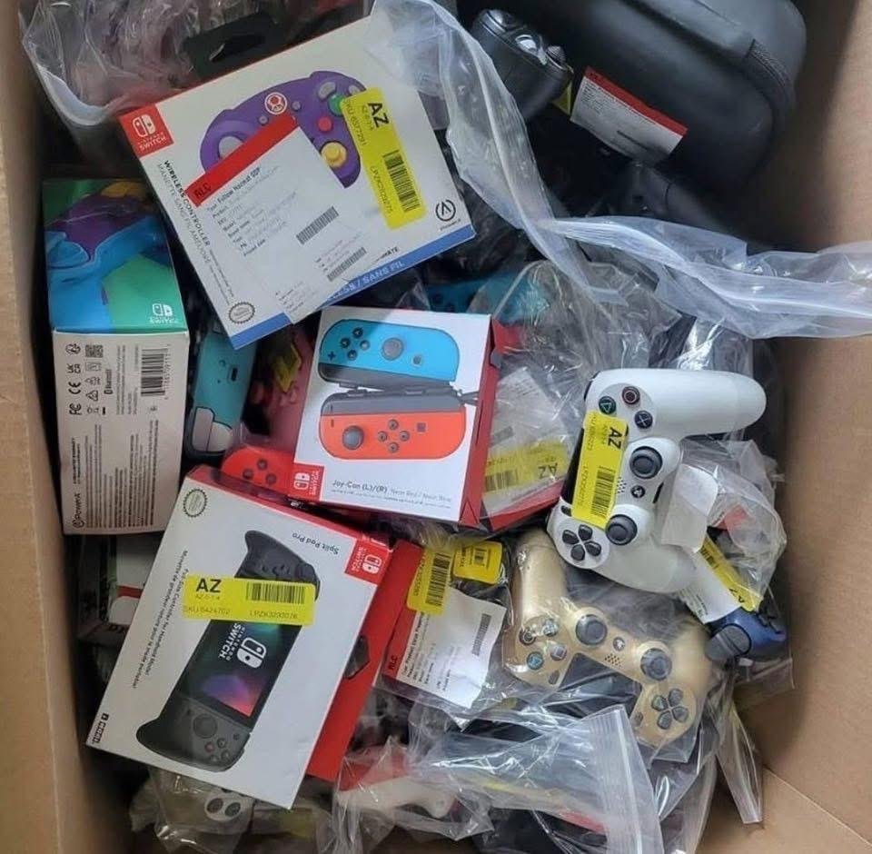 ce066512-dc3e-4d1e-bbe1-a8423b6e97ef.jpeg Gaming Accessories Liquidation Pallet - Image 1