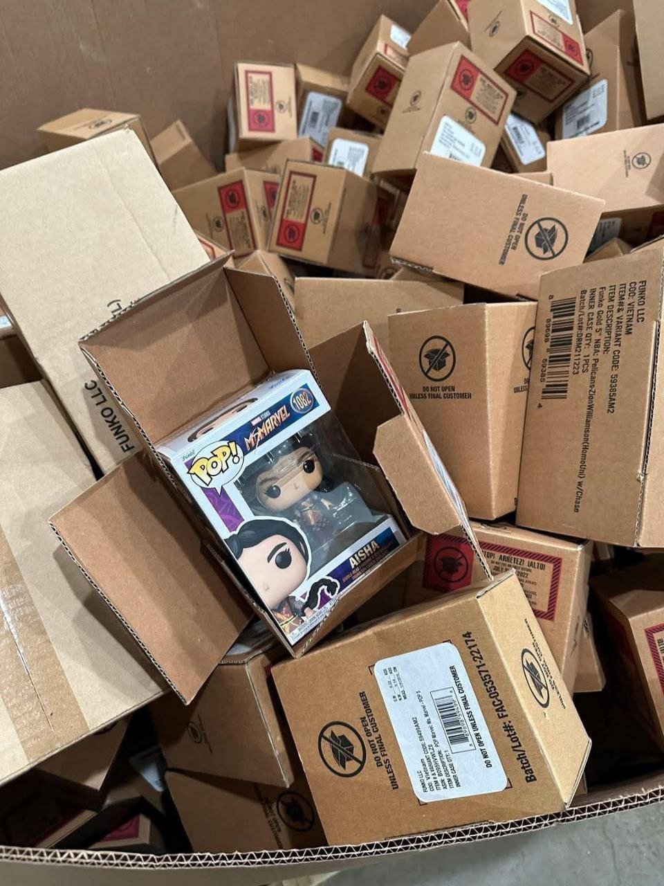 fu5.jpg Funko Pop Collectible Figures Liquidation Pallet - Image 1