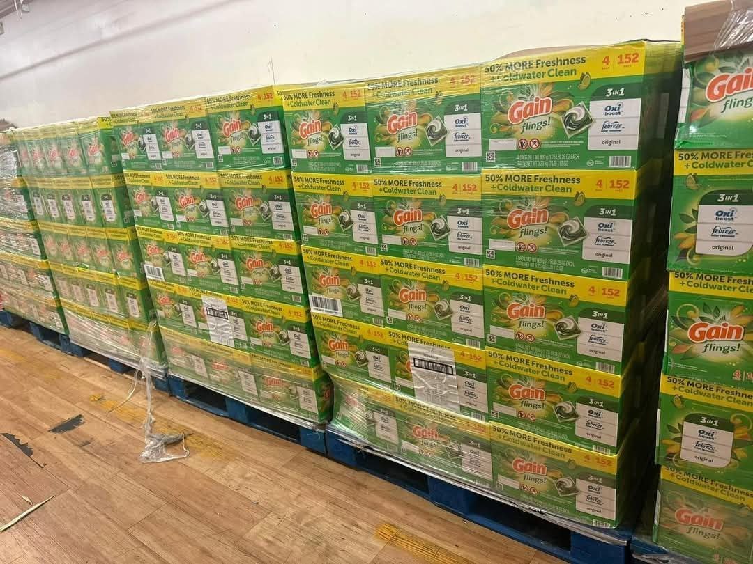 g19.jpg Gain Flings! 3-in-1 Laundry Detergent Pacs Liquidation Pallet - Image 1