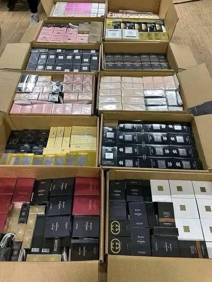 img_6124.jpeg Mixed Perfume Liquidation Pallet - Image 1