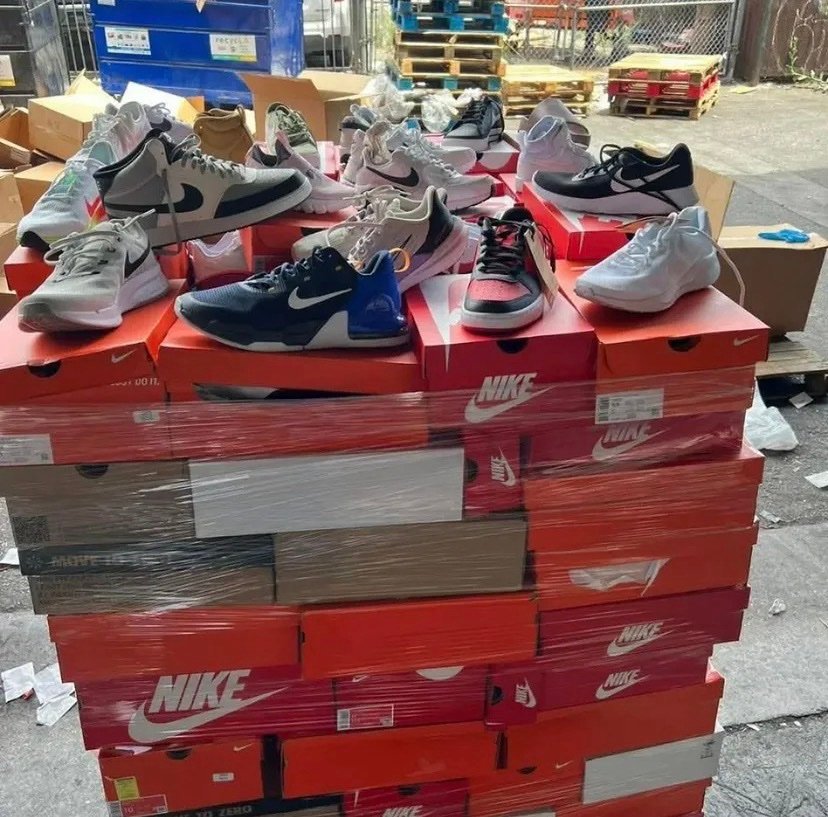img_7172.jpeg Nike Shoes Liquidation Pallet — Lot 2 - Image 1