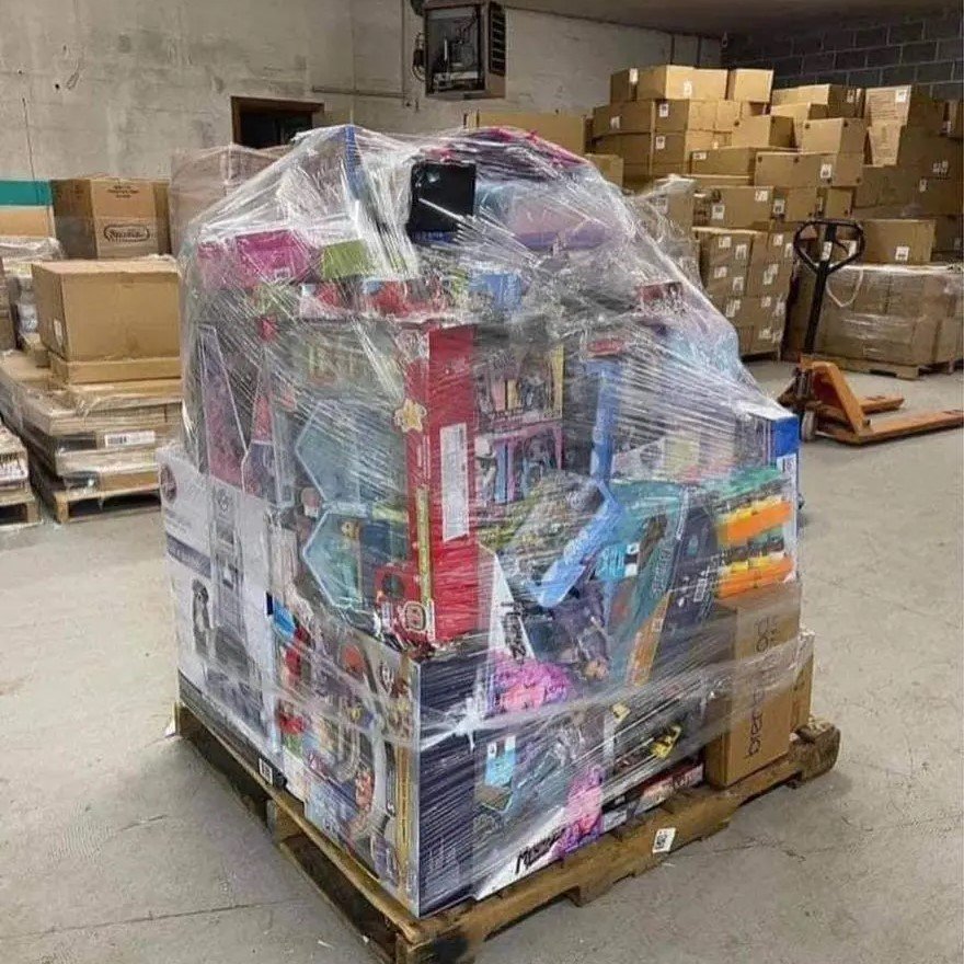 p1-12.jpeg Mixed Toy Liquidation Pallet — Lot 1 - Image 1