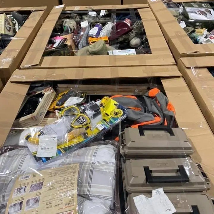 p1-6.jpeg Hunting & Fishing Gear Liquidation Pallet — Lot 1 - Image 1